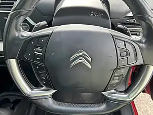 Used 2015 Citroen C4 Picasso Red - Interior and Exterior details 13