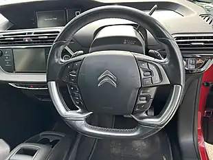 Used 2015 Citroen C4 Picasso Red - Interior and Exterior details 17