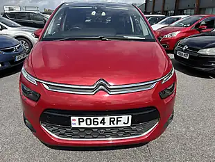 Used 2015 Citroen C4 Picasso Red - Interior and Exterior details 2