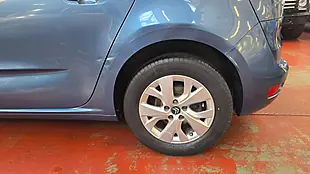 Used 2015 Citroen C4 Picasso Vtr+ Blue - Interior and Exterior details 19