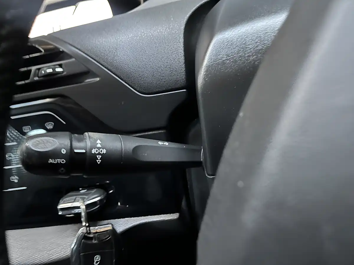 Used 2015 Citroen C4 Picasso Vtr+ Silver - Interior and Exterior details 15