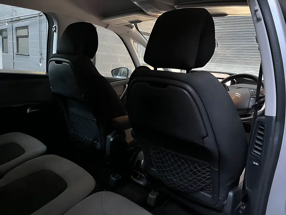 Used 2015 Citroen C4 Picasso Vtr+ Silver - Interior and Exterior details 20