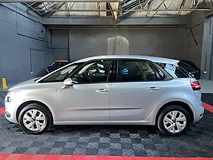 Used 2015 Citroen C4 Picasso Vtr+ Silver - Interior and Exterior details 8
