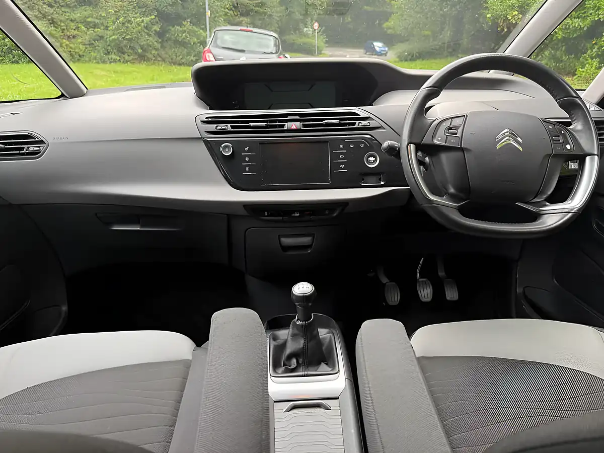 Used 2015 Citroen C4 Picasso Vtr+ Silver - Interior and Exterior details 10