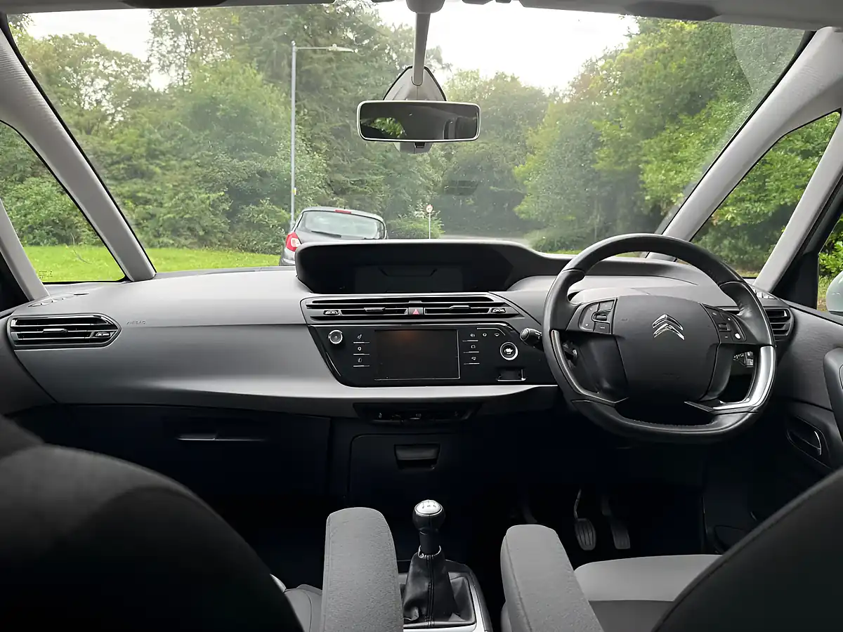Used 2015 Citroen C4 Picasso Vtr+ Silver - Interior and Exterior details 11