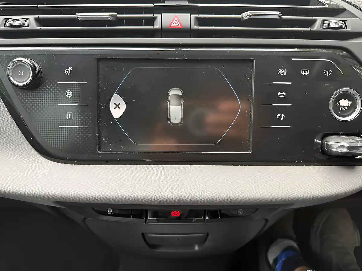 Used 2015 Citroen C4 Picasso Vtr+ Silver - Interior and Exterior details 14