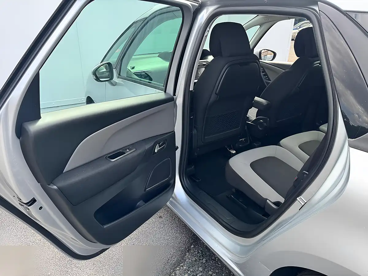 Used 2015 Citroen C4 Picasso Vtr+ Silver - Interior and Exterior details 14