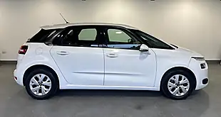 Used 2015 Citroen C4 Picasso Vtr+ White - Interior and Exterior details 2