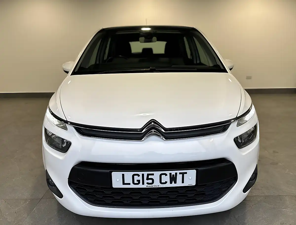 Used 2015 Citroen C4 Picasso Vtr+ White - Interior and Exterior details 8
