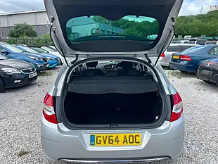 Used 2015 Citroen C4 Vtr+ Silver - Interior and Exterior details 16