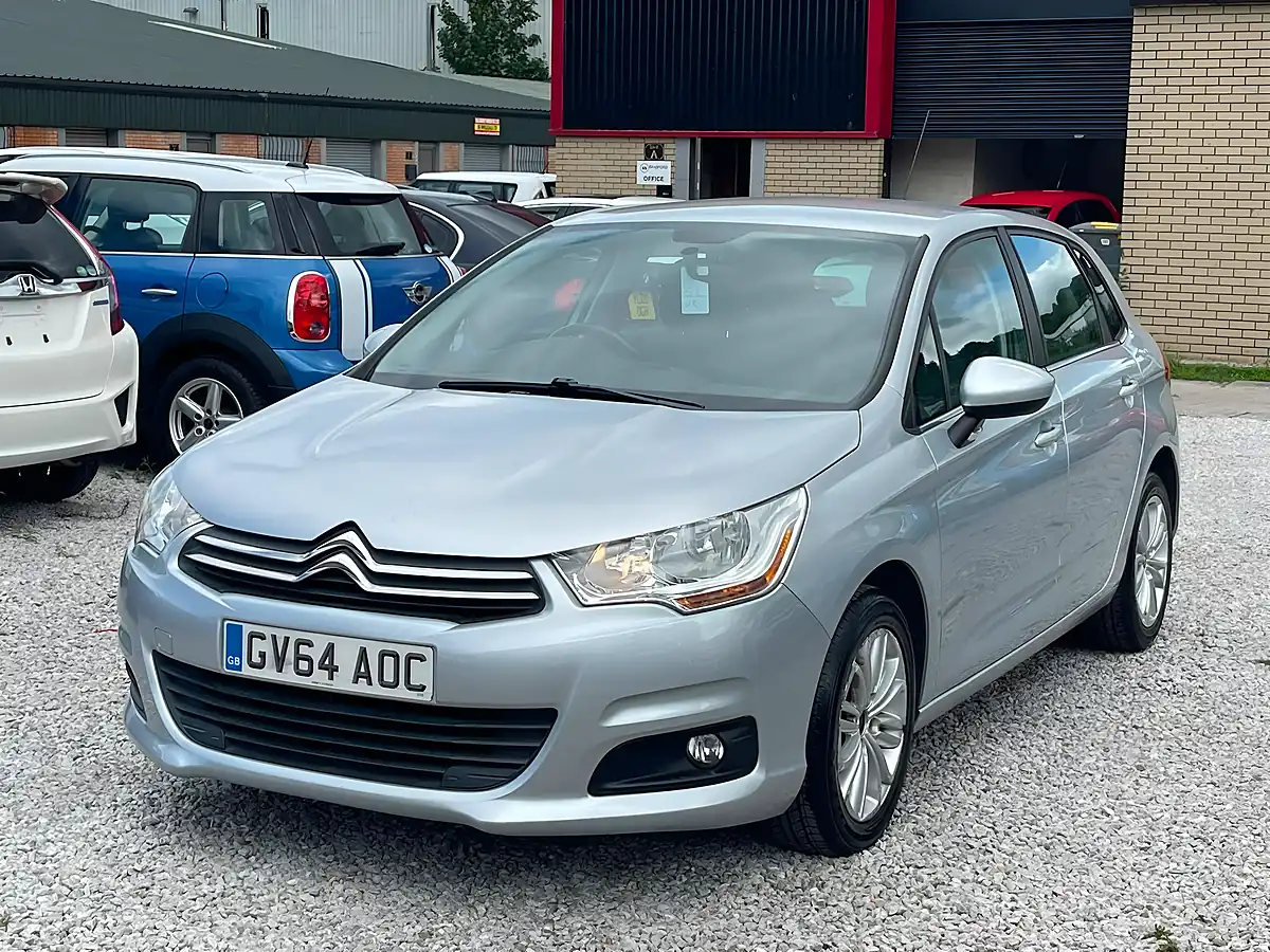 Used 2015 Citroen C4 Vtr+ Silver - Interior and Exterior details 3
