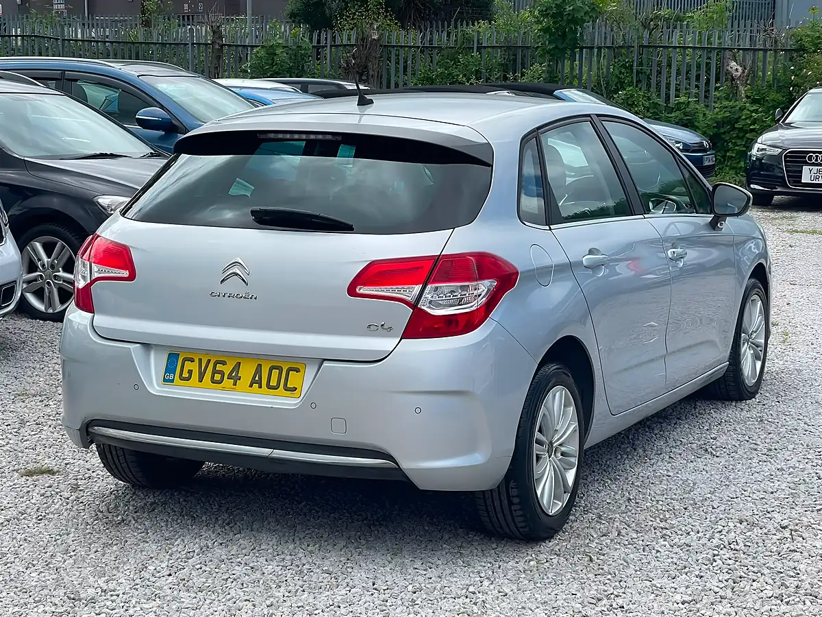 Used 2015 Citroen C4 Vtr+ Silver - Interior and Exterior details 6