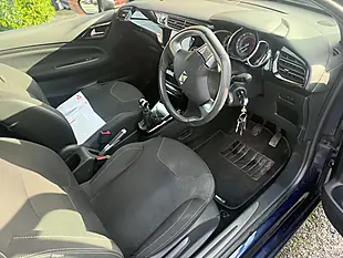 Used 2015 Citroen DS3 D Style Blue - Interior and Exterior details 16
