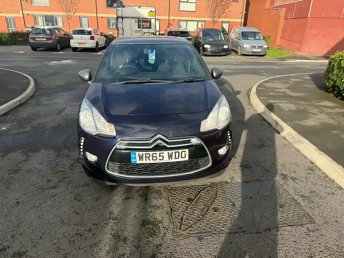 Used 2015 Citroen DS3 D Style Blue - Interior and Exterior details 9