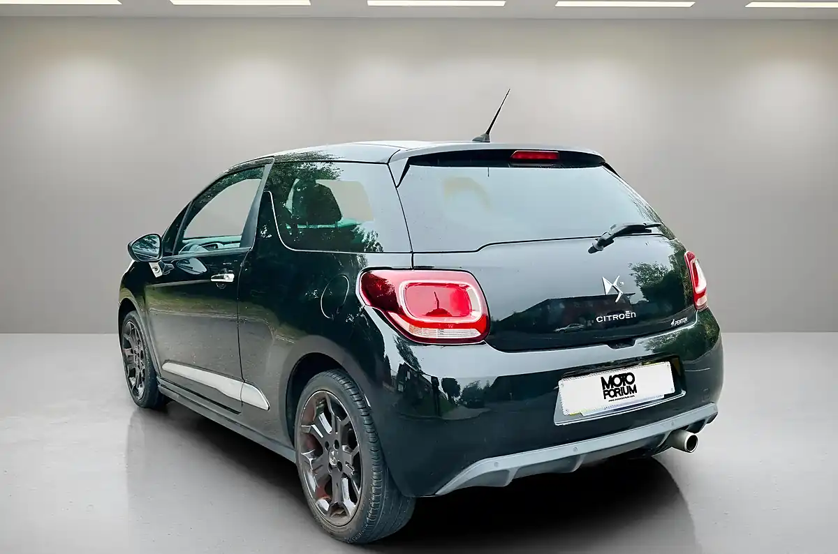 Used 2015 Citroen DS3 Dstyle Black - Interior and Exterior details 19