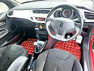 Used 2015 Citroen DS3 Dstyle Ice Dsign Red - Interior and Exterior details 10