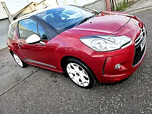 Used 2015 Citroen DS3 Dstyle Ice Dsign Red - Interior and Exterior details 3