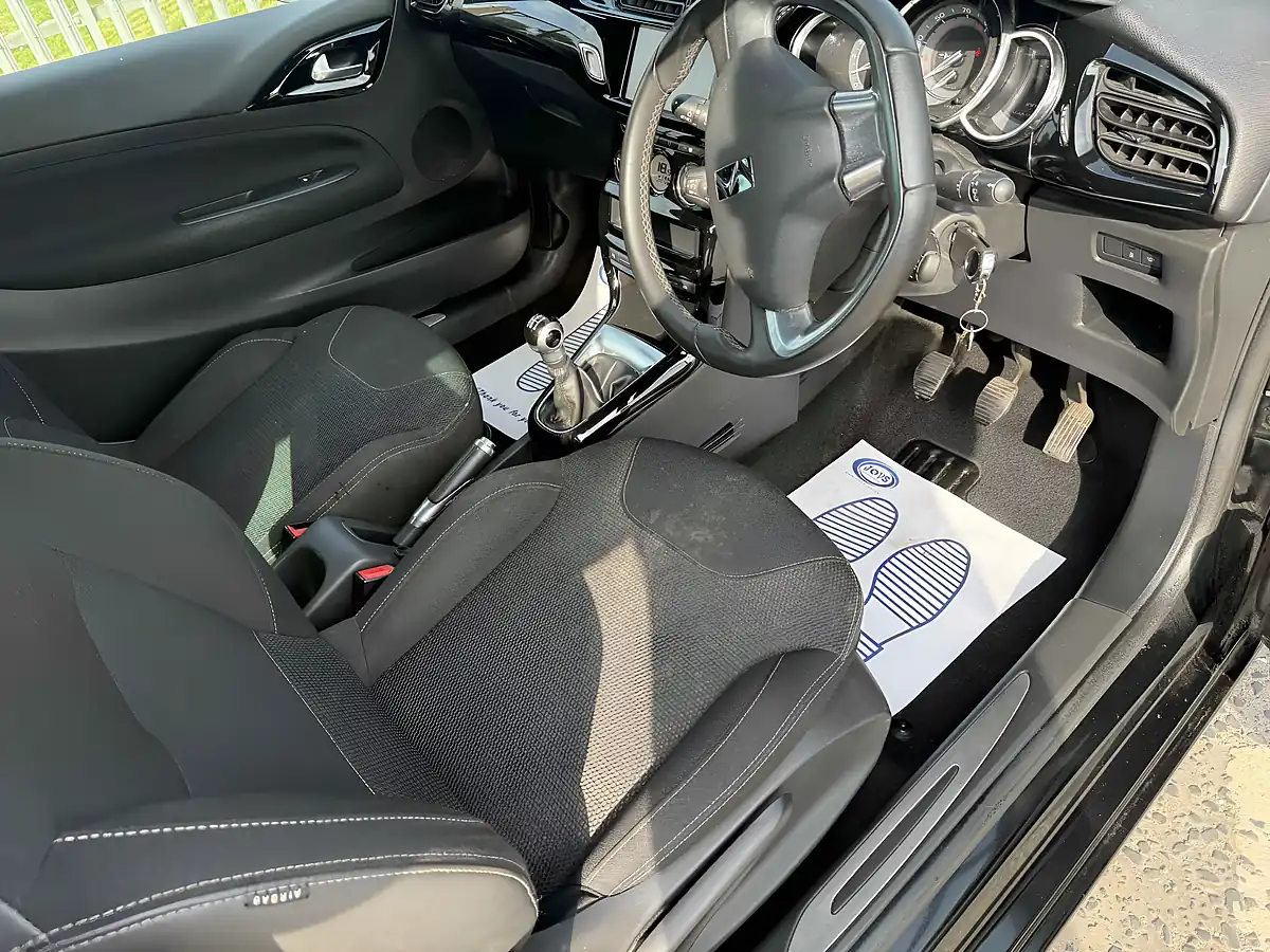 Used 2015 Citroen DS3 Dstyle Nav - Interior and Exterior details 11