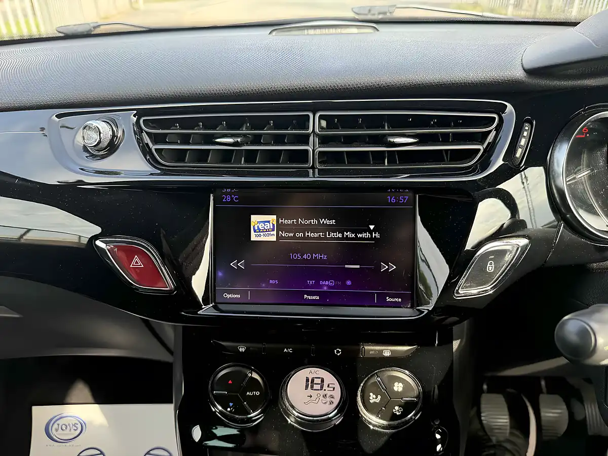 Used 2015 Citroen DS3 Dstyle Nav - Interior and Exterior details 14