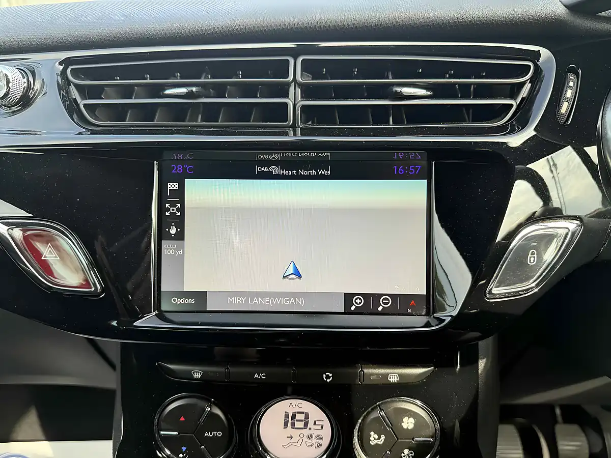 Used 2015 Citroen DS3 Dstyle Nav - Interior and Exterior details 16