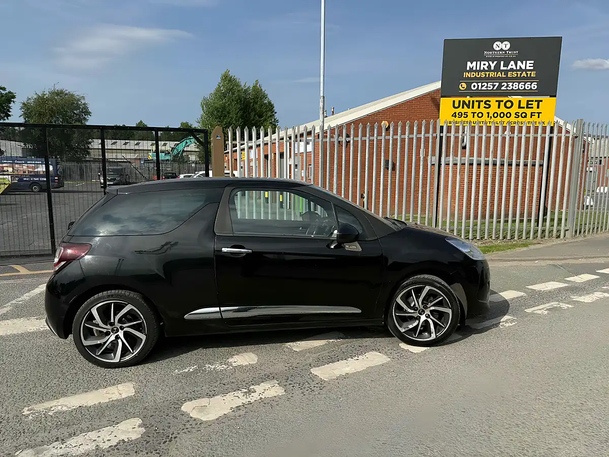 Used 2015 Citroen DS3 Dstyle Nav - Interior and Exterior details 4