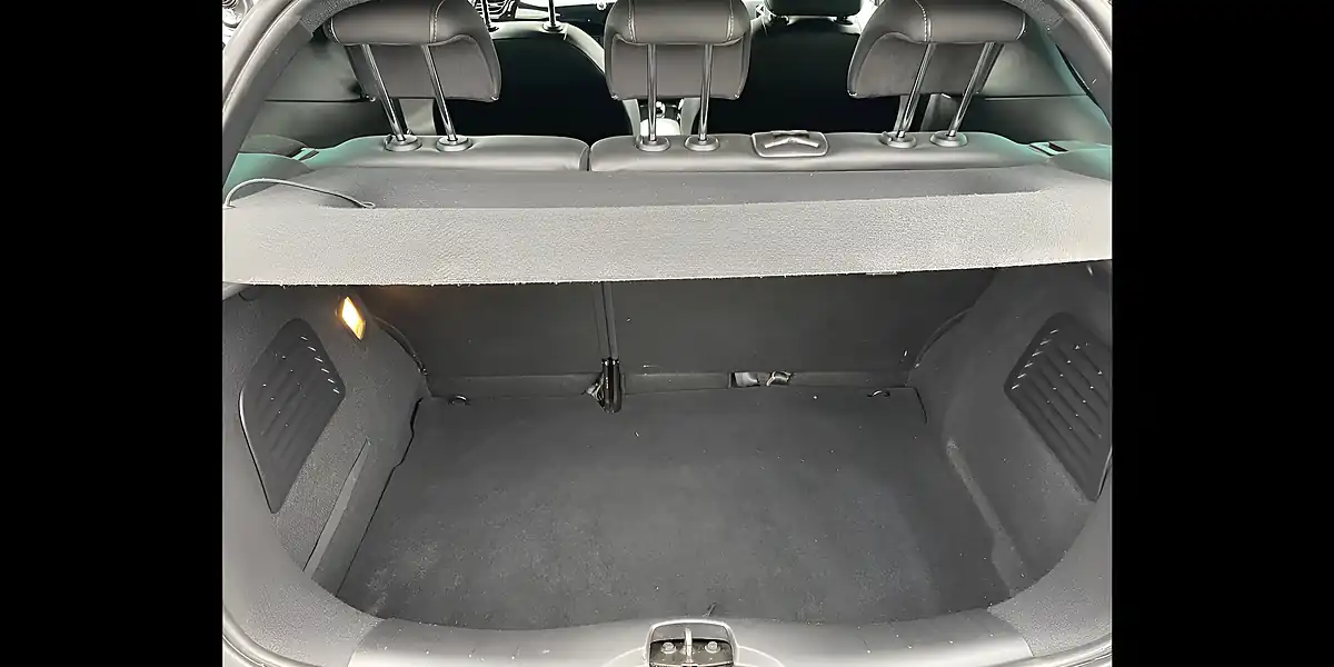 Used 2015 Citroen DS3 Dstyle Plus Black - Interior and Exterior details 11