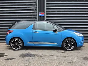 Used 2015 Citroen DS3 Dstyle Plus Blue - Interior and Exterior details 6