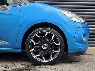 Used 2015 Citroen DS3 Dstyle Plus Blue - Interior and Exterior details 7