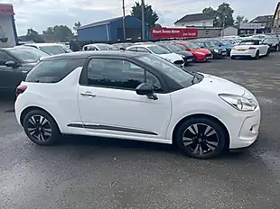 Used 2015 Citroen DS3 Dstyle White - Interior and Exterior details 9