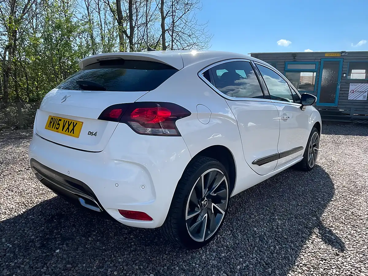 Used 2015 Citroen DS4 Dsport White - Interior and Exterior details 3