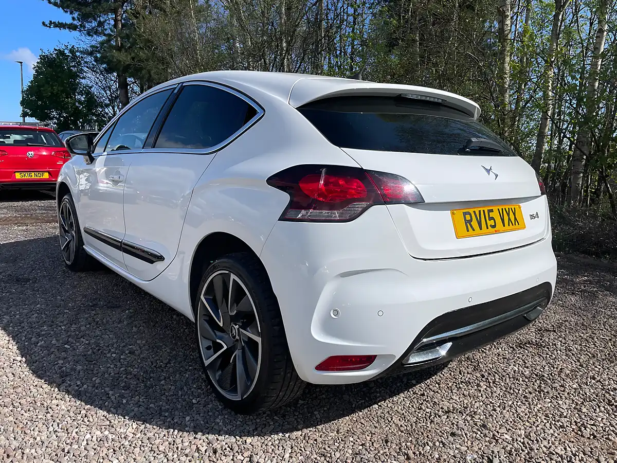 Used 2015 Citroen DS4 Dsport White - Interior and Exterior details 4