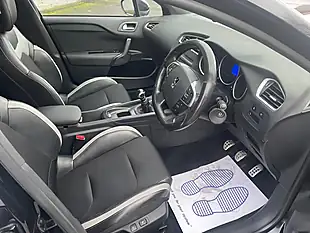 Used 2015 Citroen DS4 Dstyle Black - Interior and Exterior details 11