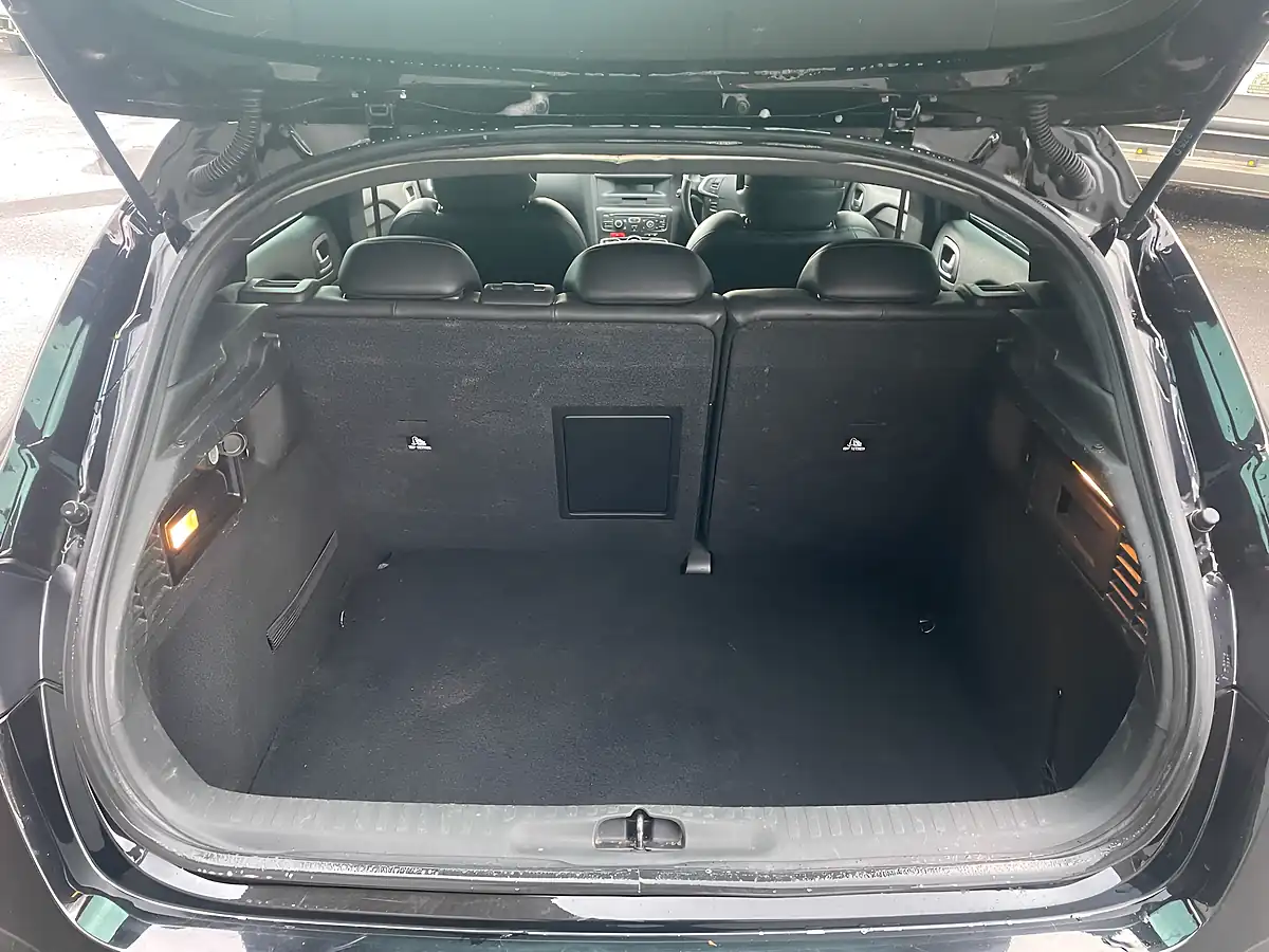 Used 2015 Citroen DS4 Dstyle Black - Interior and Exterior details 14