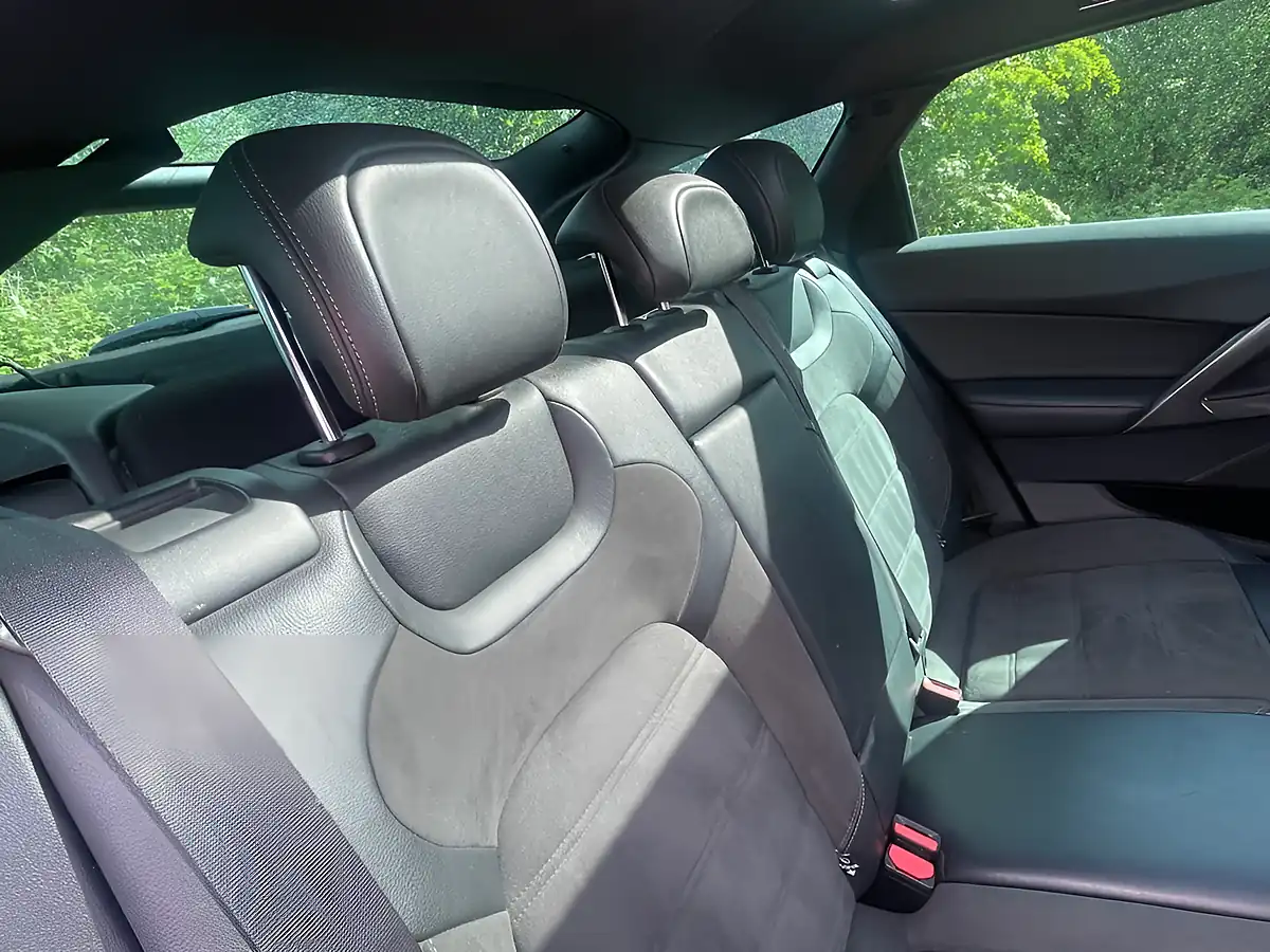 Used 2015 Citroen DS5 Dstyle Black - Interior and Exterior details 16