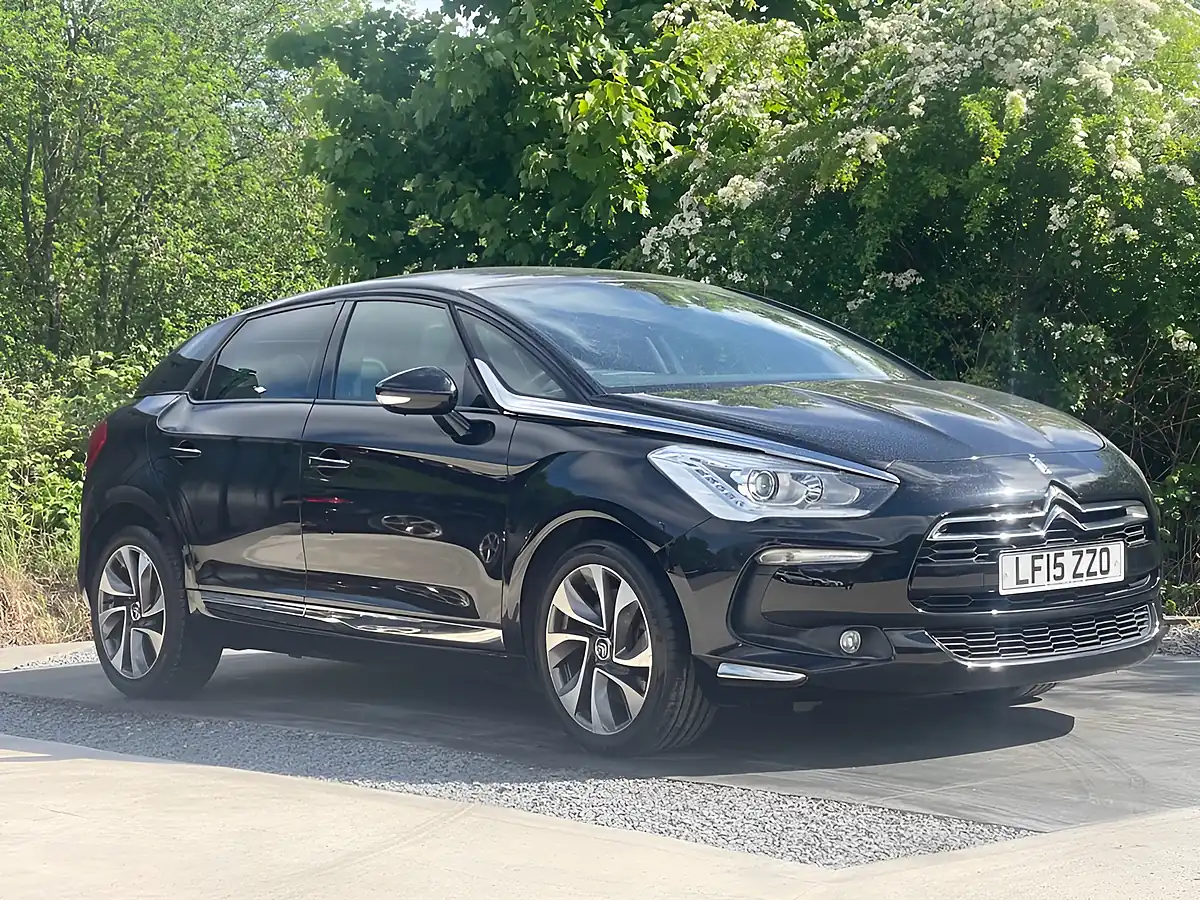 Used 2015 Citroen DS5 Dstyle Black - Interior and Exterior details 8