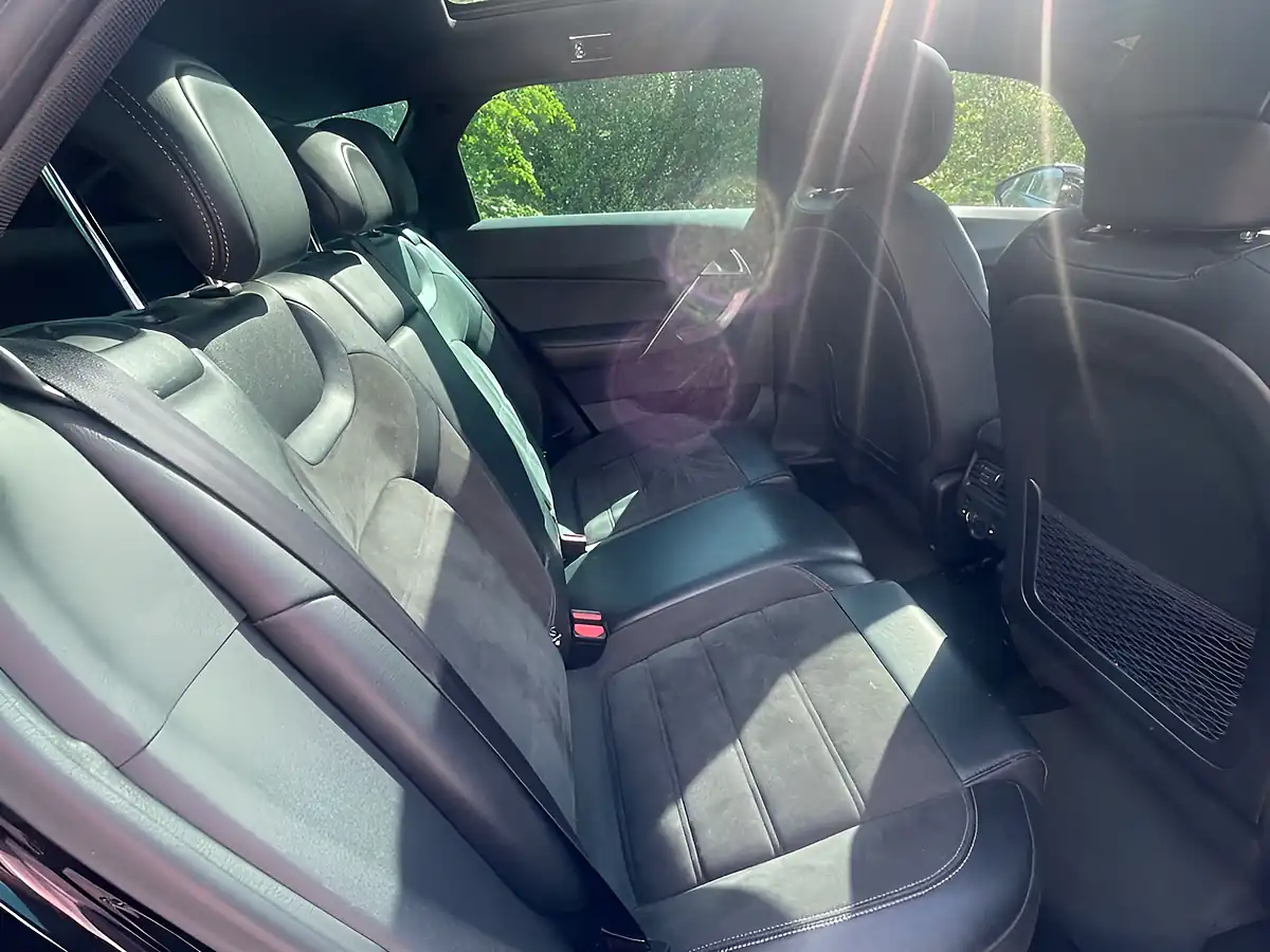Used 2015 Citroen DS5 Dstyle Black - Interior and Exterior details 9