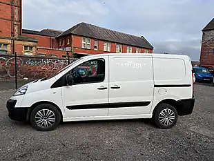 Used 2015 Citroen Expert White - Interior and Exterior details 6