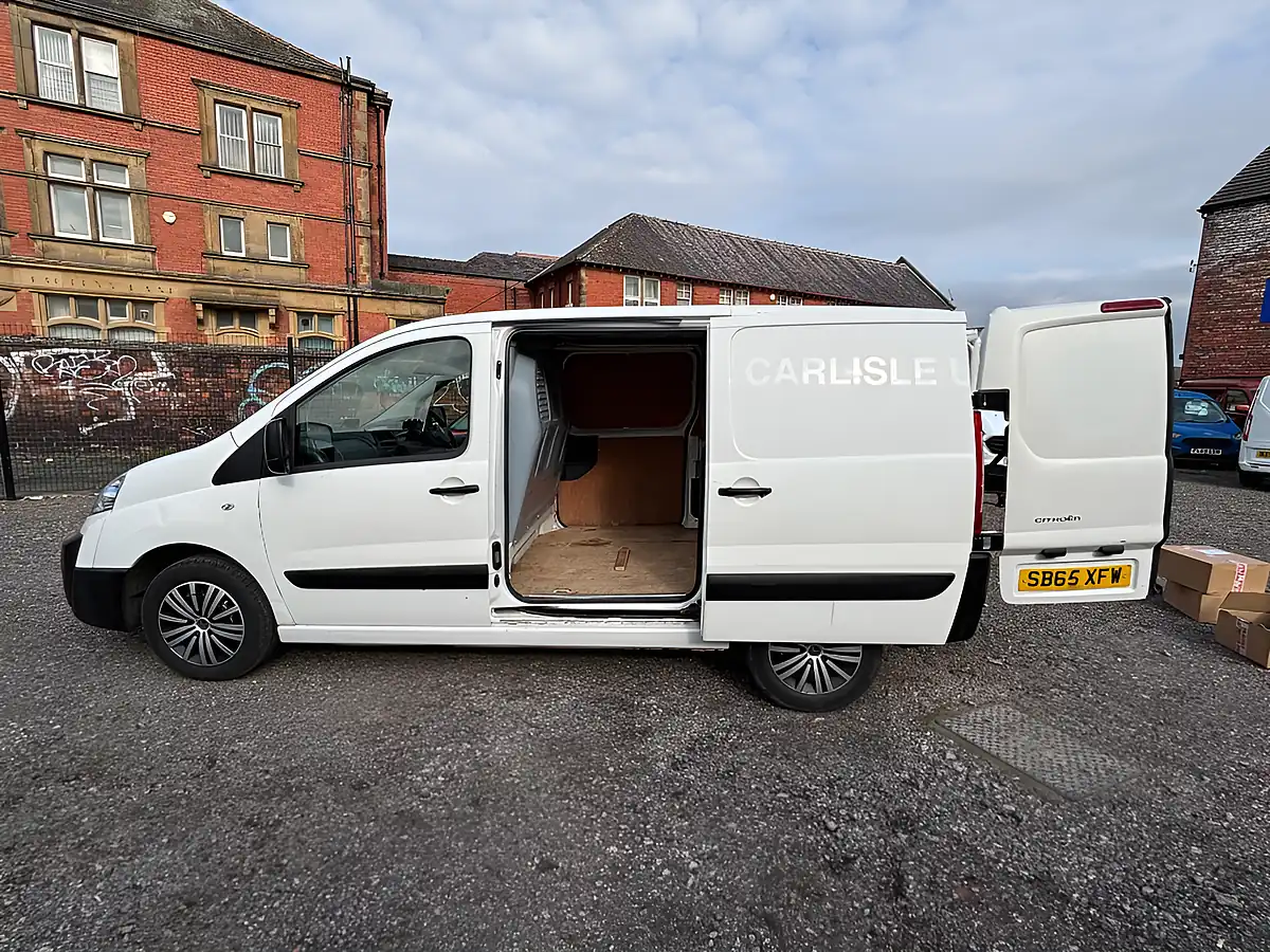 Used 2015 Citroen Expert White - Interior and Exterior details 7