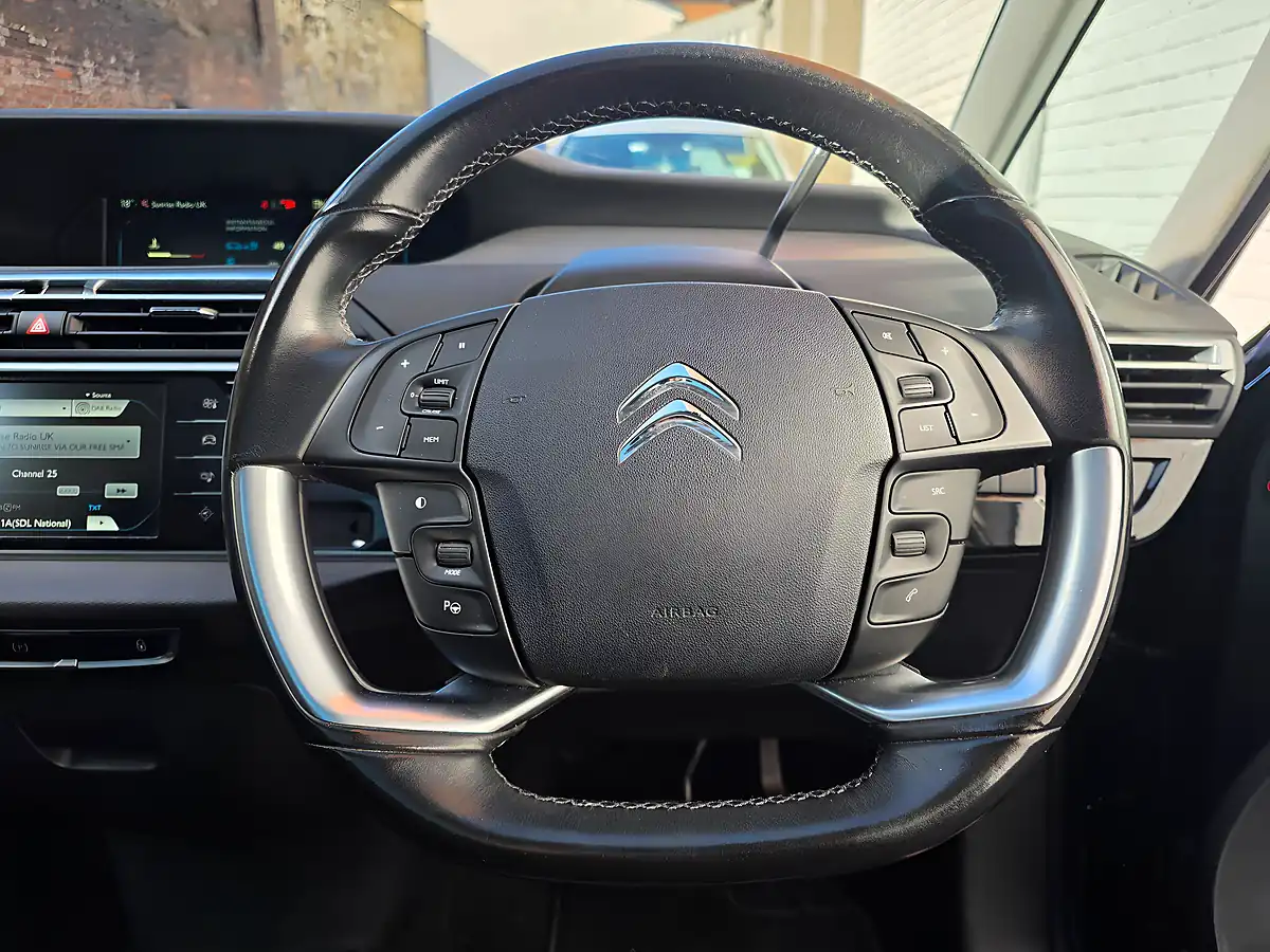 Used 2015 Citroen Grand C4 Picasso Exclusive+ Black - Interior and Exterior details 12