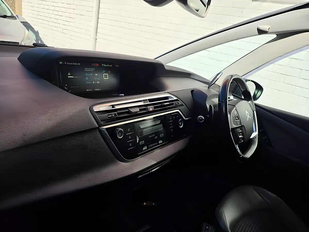 Used 2015 Citroen Grand C4 Picasso Exclusive+ Black - Interior and Exterior details 7