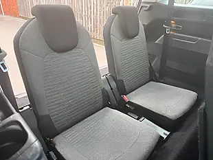 Used 2015 Citroen Grand C4 Picasso Selection Grey - Interior and Exterior details 16