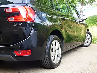 Used 2015 Citroen Grand C4 Picasso Vtr+ Black - Interior and Exterior details 19