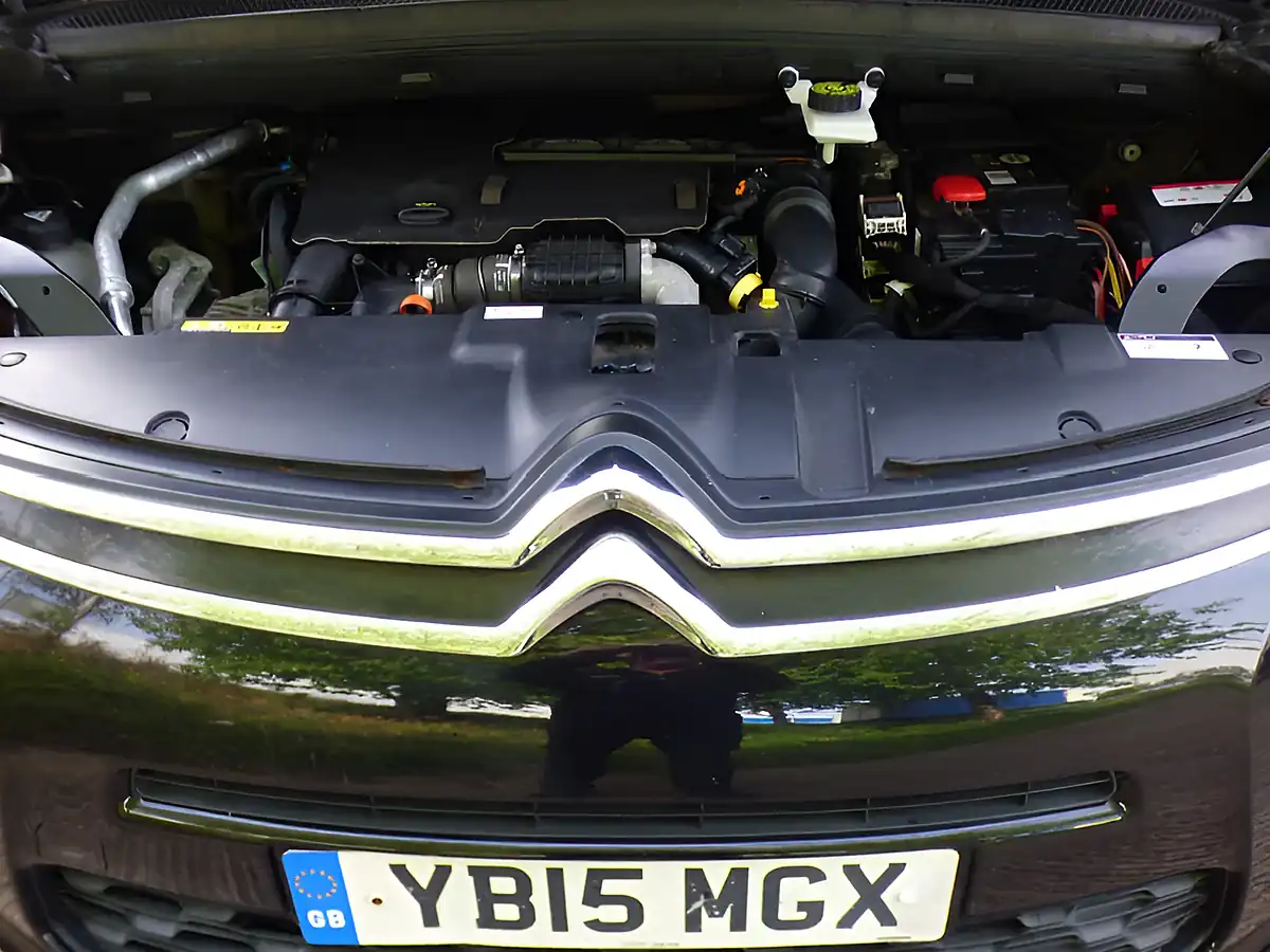 Used 2015 Citroen Grand C4 Picasso Vtr+ Black - Interior and Exterior details 20