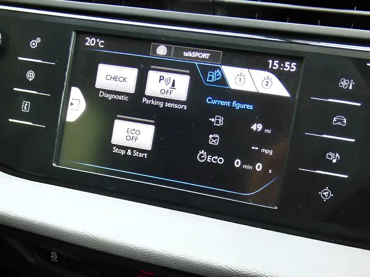 Used 2015 Citroen Grand C4 Picasso Vtr+ Black - Interior and Exterior details 8