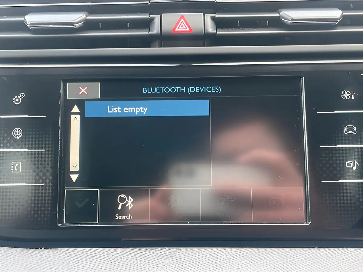 Used 2015 Citroen Grand C4 Picasso Vtr+ Blue - Interior and Exterior details 18