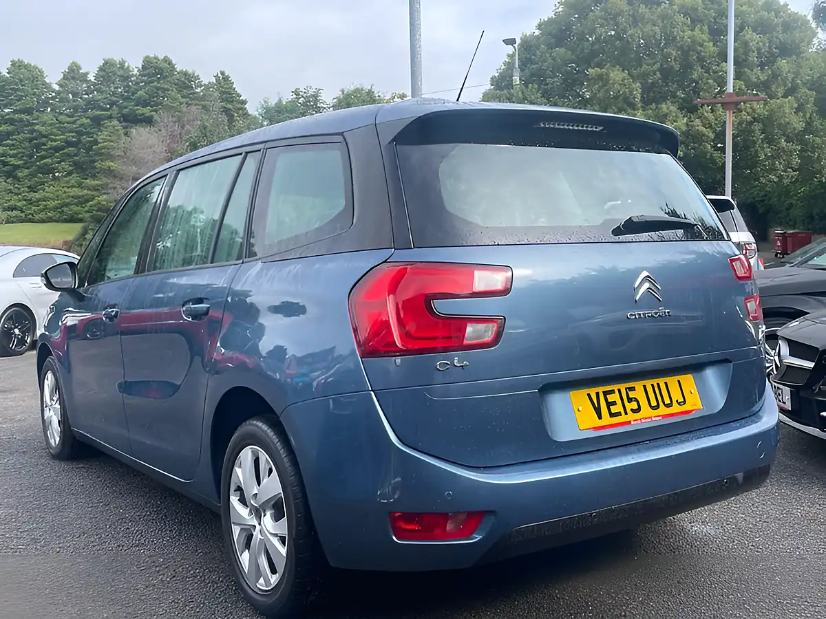 Used 2015 Citroen Grand C4 Picasso Vtr+ Blue - Interior and Exterior details 6