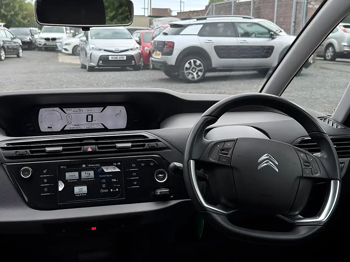 Used 2015 Citroen Grand C4 Picasso Vtr+ Blue - Interior and Exterior details 14