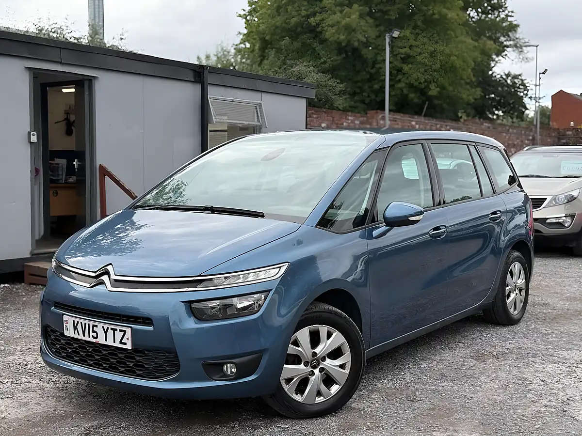 Used 2015 Citroen Grand C4 Picasso Vtr+ Blue - Interior and Exterior details 3