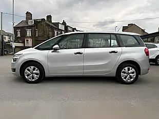 Used 2015 Citroen Grand C4 Picasso Vtr Silver - Interior and Exterior details 17