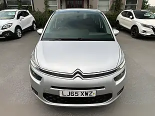 Used 2015 Citroen Grand C4 Picasso Vtr Silver - Interior and Exterior details 4